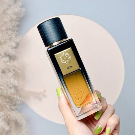 Nước Hoa Natural By The Woods Collection Dusk - Mùi Hương Hoàng Hôn Đặc Biệt